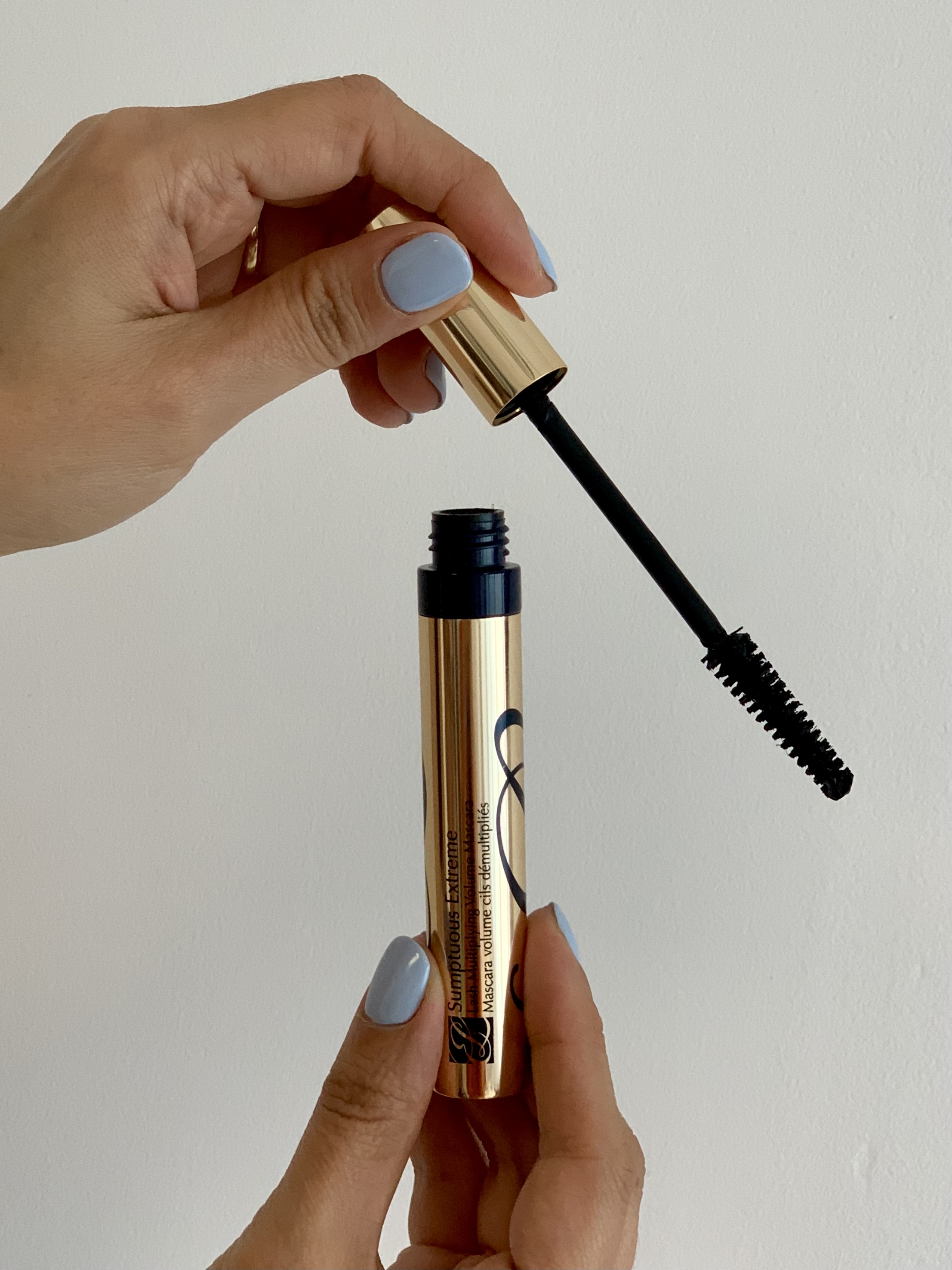 محصول نمونه تستی محلول تقویت کننده مژه سریتا مدل Eyelash lotion حجم 8 میلی لیتر